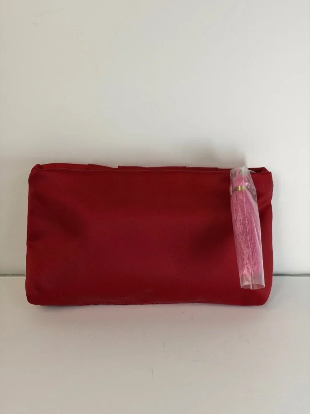 Estee Lauder Makeup Cosmetic Bag Red Satin Pleated with Pink Tassel Zipper
